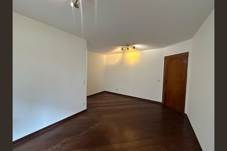 Apartamento à venda com 90m², 3 quartos e 1 vagaSala