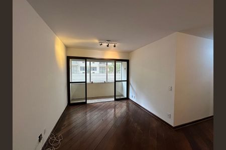 Apartamento à venda com 90m², 3 quartos e 1 vagaSala