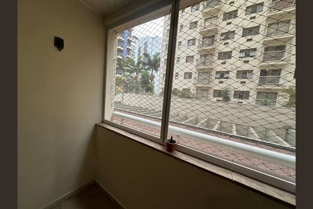 Apartamento à venda com 90m², 3 quartos e 1 vagaVaranda