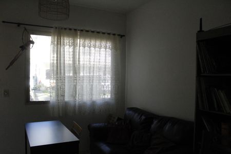 Casa de condomínio à venda com 55m², 2 quartos e 1 vagaSala