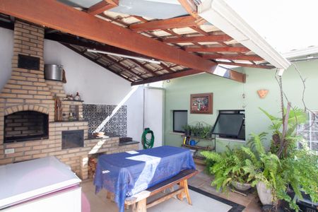 Casa à venda com 303m², 4 quartos e 6 vagasEspaço Gourmet