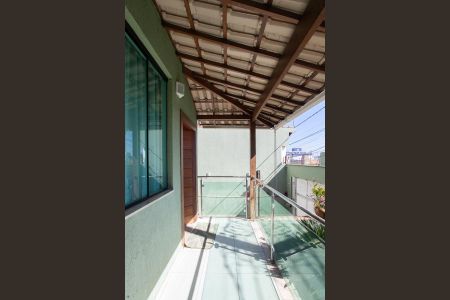 Casa à venda com 303m², 4 quartos e 6 vagasVaranda da Sala 1