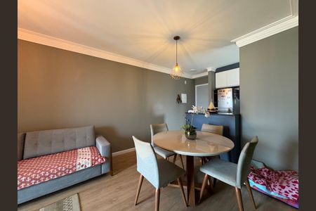 Apartamento à venda com 62m², 3 quartos e 2 vagasSala