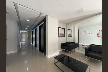 Apartamento à venda com 62m², 3 quartos e 2 vagasHall social