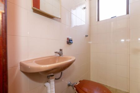 Apartamento à venda com 141m², 4 quartos e 2 vagasBanheiro de Serviço