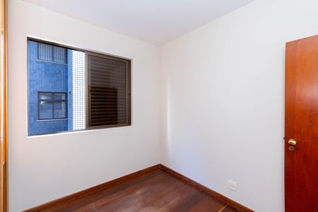 Apartamento à venda com 141m², 4 quartos e 2 vagasQuarto 1