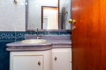 Apartamento à venda com 141m², 4 quartos e 2 vagasBanheiro Suíte