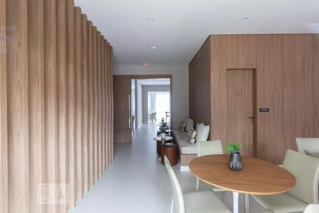 Apartamento para alugar com 94m², 3 quartos e 2 vagas Apartamento para alugar com 94m², 3 quartos e 2 vagasÁrea comum - Salão de festas