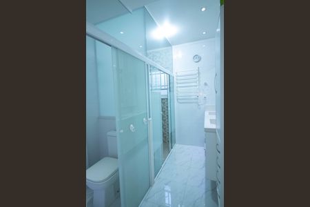 Casa à venda com 298m², 3 quartos e 2 vagas Casa à venda com 298m², 3 quartos e 2 vagasBanheiro da Suíte 1