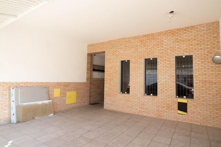 Casa à venda com 298m², 3 quartos e 2 vagas Casa à venda com 298m², 3 quartos e 2 vagasGaragem