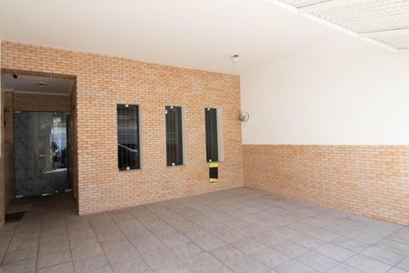 Casa à venda com 298m², 3 quartos e 2 vagas Casa à venda com 298m², 3 quartos e 2 vagasGaragem