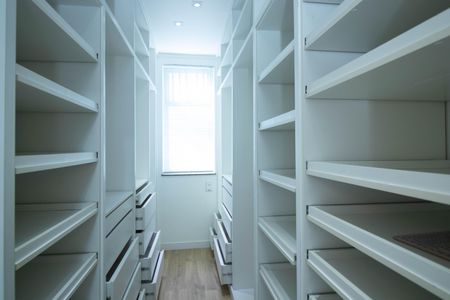 Casa à venda com 298m², 3 quartos e 2 vagas Casa à venda com 298m², 3 quartos e 2 vagasCloset do quarto 1