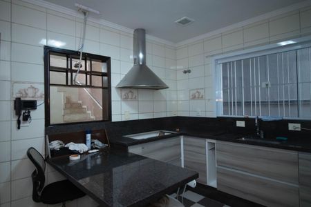 Casa à venda com 298m², 3 quartos e 2 vagas Casa à venda com 298m², 3 quartos e 2 vagasCopa