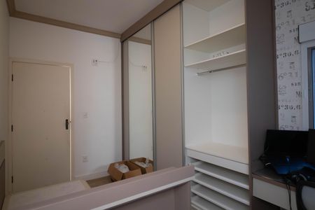 Casa à venda com 298m², 3 quartos e 2 vagas Casa à venda com 298m², 3 quartos e 2 vagasQuarto 3