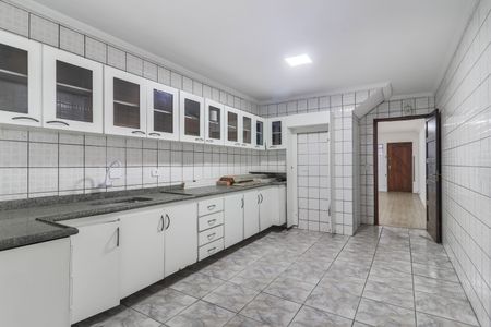 Casa à venda com 99m², 4 quartos e 2 vagasCozinha