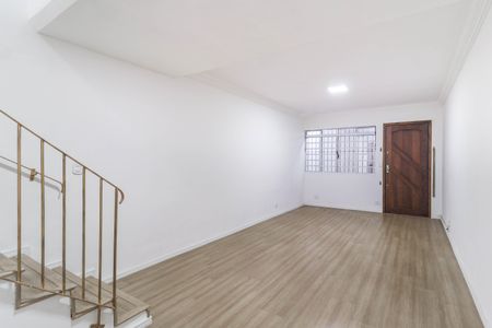 Casa à venda com 99m², 4 quartos e 2 vagasSala