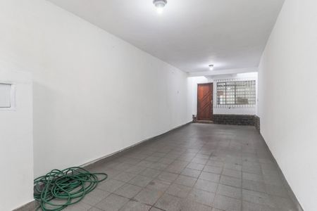 Casa à venda com 99m², 4 quartos e 2 vagasGaragem