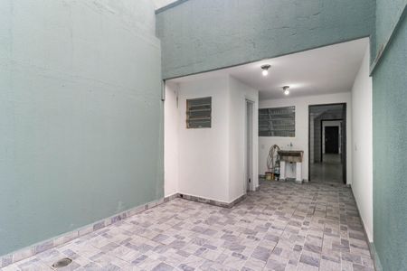 Casa à venda com 99m², 4 quartos e 2 vagasQuintal