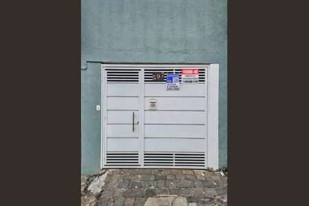 Casa à venda com 99m², 4 quartos e 2 vagasFachada