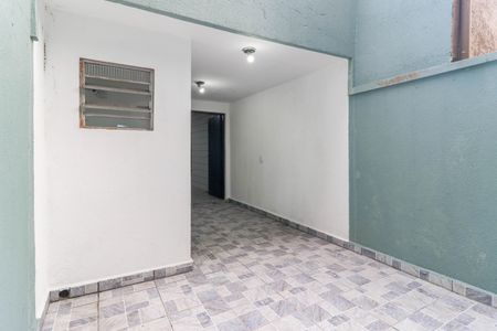 Casa à venda com 99m², 4 quartos e 2 vagasQuintal