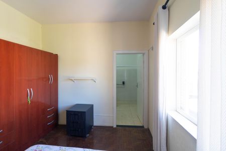 Casa à venda com 186m², 4 quartos e 3 vagasSuíte