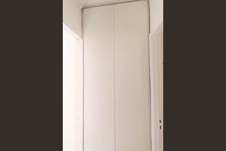 Apartamento para alugar com 45m², 1 quarto e 1 vagaQuarto - Armários