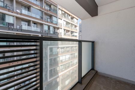 Studio à venda com 25m², 1 quarto e sem vaga Studio à venda com 25m², 1 quarto e sem vagaVaranda