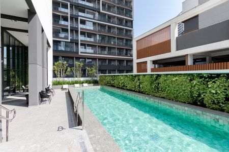 Studio à venda com 25m², 1 quarto e sem vaga Studio à venda com 25m², 1 quarto e sem vagaPiscina