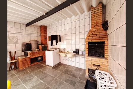 Churrasqueira de casa à venda com 3 quartos, 134m² em Jardim Monte Kemel, São Paulo