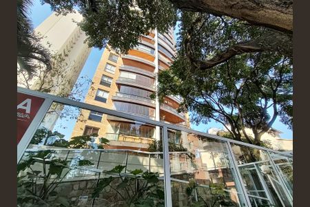 Apartamento à venda com 162m², 3 quartos e 3 vagasFachada