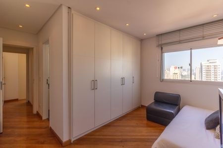 Apartamento à venda com 162m², 3 quartos e 3 vagasSuíte 1