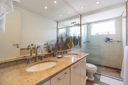 Apartamento à venda com 162m², 3 quartos e 3 vagasBanheiro da Suíte 3