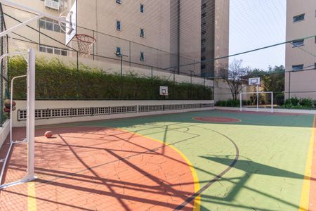 Apartamento à venda com 162m², 3 quartos e 3 vagasÁrea comum - Quadra