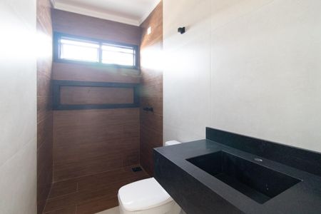 Casa de condomínio à venda com 158m², 3 quartos e 2 vagasBanheiro/Suite 2