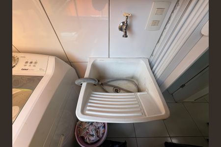 Apartamento à venda com 104m², 2 quartos e 2 vagasLavanderia