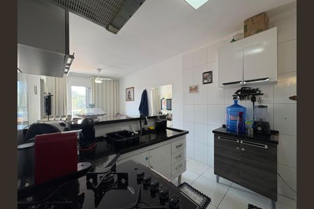 Apartamento à venda com 104m², 2 quartos e 2 vagasCozinha