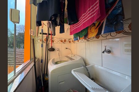 Apartamento à venda com 104m², 2 quartos e 2 vagasLavanderia