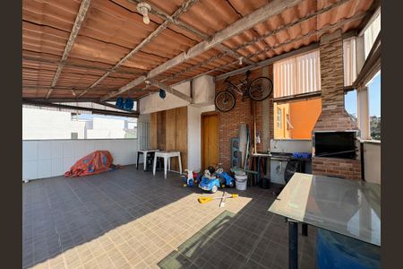 Apartamento à venda com 104m², 2 quartos e 2 vagasCobertura