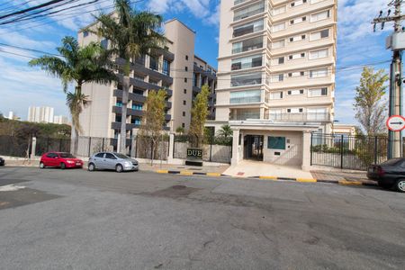 Apartamento à venda com 139m², 3 quartos e 5 vagas Apartamento à venda com 139m², 3 quartos e 5 vagasFachada