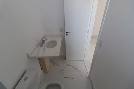 Apartamento à venda com 139m², 3 quartos e 5 vagas Apartamento à venda com 139m², 3 quartos e 5 vagasBanheiro da Suíte 1