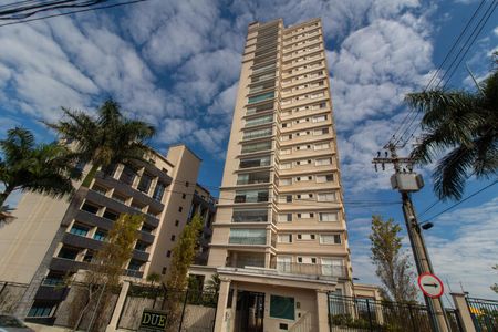Apartamento à venda com 139m², 3 quartos e 5 vagas Apartamento à venda com 139m², 3 quartos e 5 vagasFachada