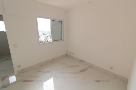Apartamento à venda com 139m², 3 quartos e 5 vagas Apartamento à venda com 139m², 3 quartos e 5 vagasSuíte 2