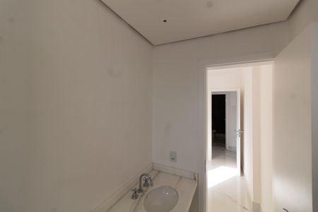 Apartamento à venda com 139m², 3 quartos e 5 vagas Apartamento à venda com 139m², 3 quartos e 5 vagasBanheiro da Suíte 2