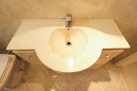 Casa à venda com 144m², 3 quartos e 2 vagas Casa à venda com 144m², 3 quartos e 2 vagasBanheiro Social