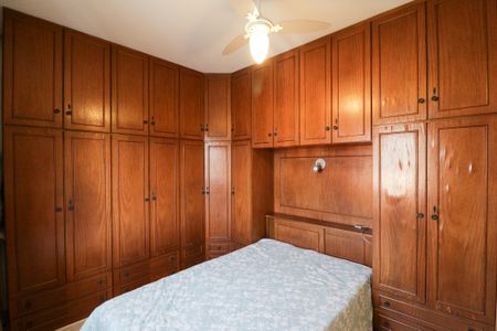 Casa à venda com 144m², 3 quartos e 2 vagas Casa à venda com 144m², 3 quartos e 2 vagasQuarto 2