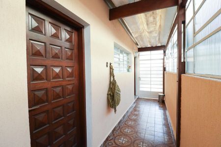 Casa à venda com 144m², 3 quartos e 2 vagas Casa à venda com 144m², 3 quartos e 2 vagasEntrada