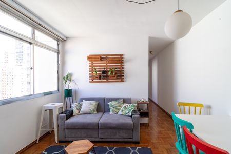 Apartamento para alugar com 65m², 2 quartos e 1 vagaSala