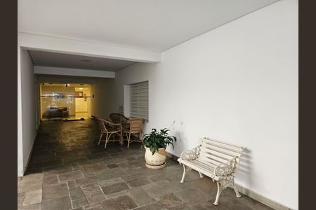 Apartamento para alugar com 65m², 2 quartos e 1 vagaÁrea comum - Hall de entrada
