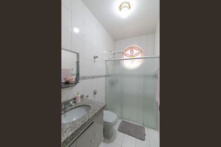 Casa à venda com 346m², 5 quartos e 4 vagasBanheiro 1