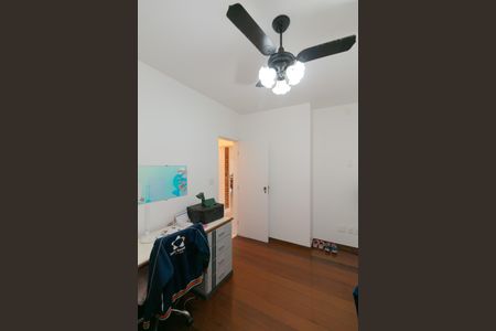 Casa à venda com 346m², 5 quartos e 4 vagasQuarto 1